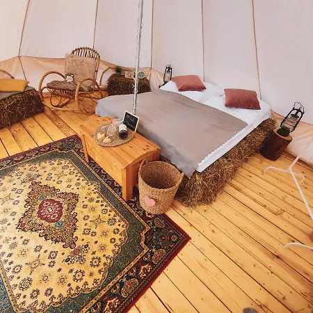 Glampingzelt Dachsburg Hébergement de vacances Ulmen